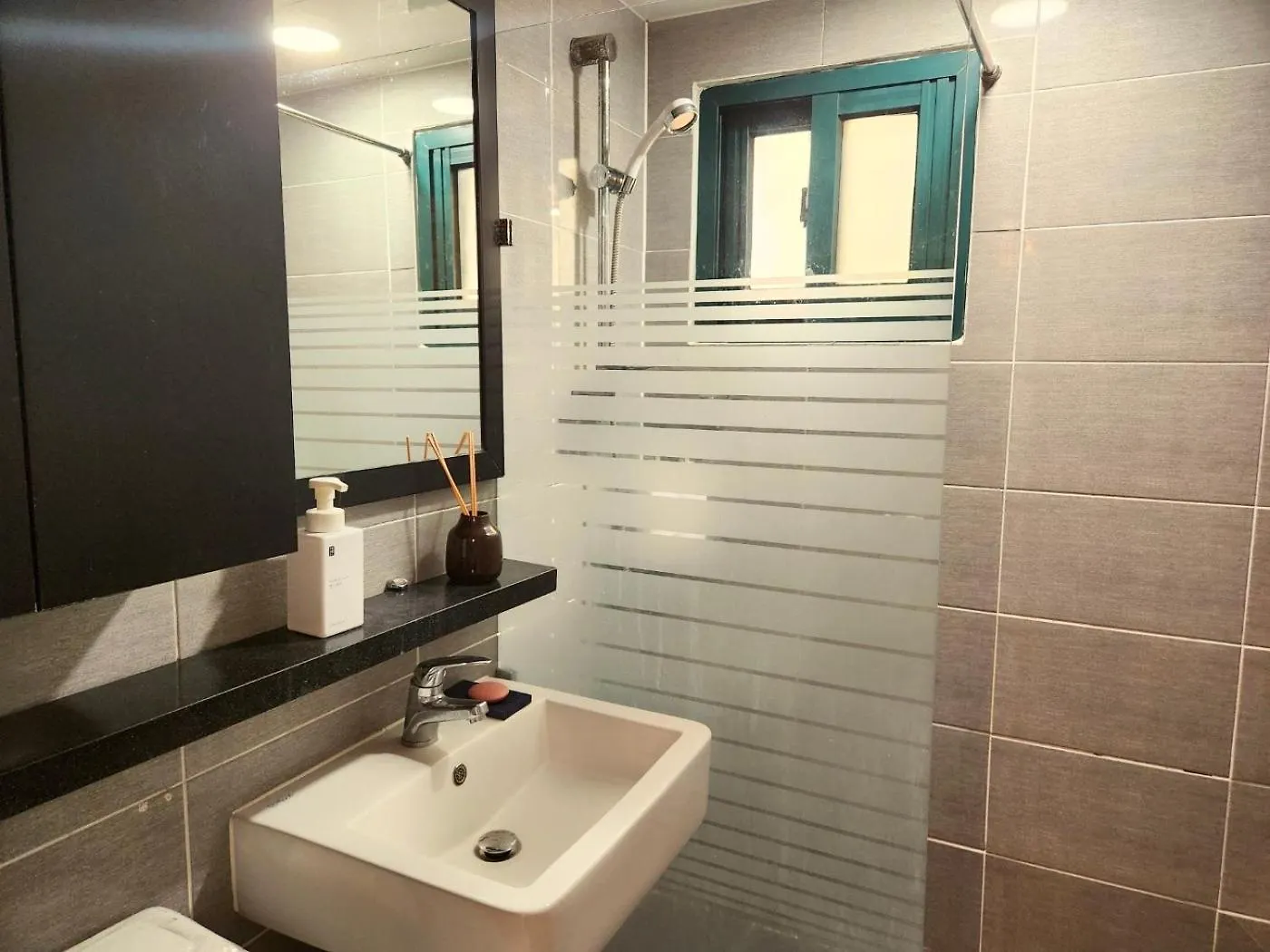 Villasis - Our Oasis In Hot Hongdae 301 Or 401 Seoul Apartment